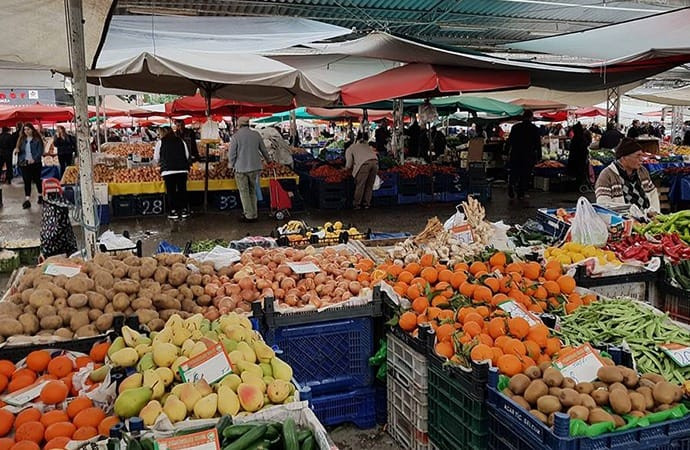 PAZARCILAR ZAMLARA TEPKİ İÇİN YOL KAPATACAK